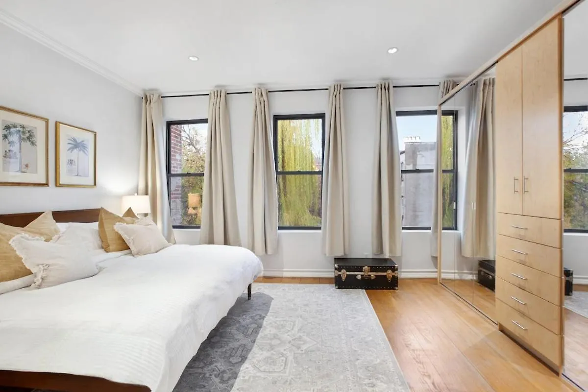 Luxury Oasis In Manhattan New York 0*,  United States